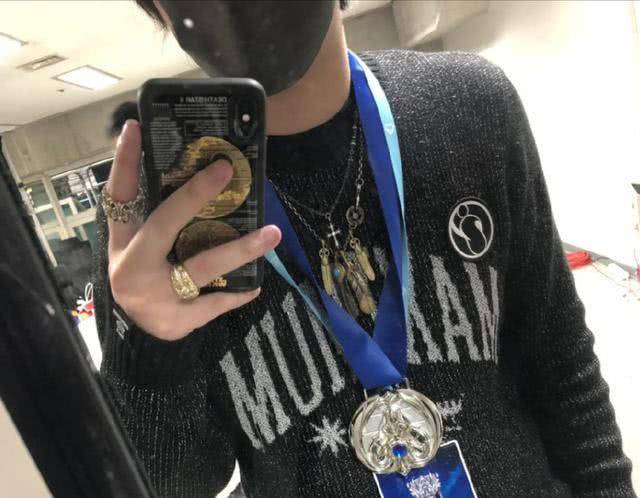 TheShy重返赛场，反败为胜首场状态出色，独行侠观众沸腾！再创辉煌时刻的简单介绍