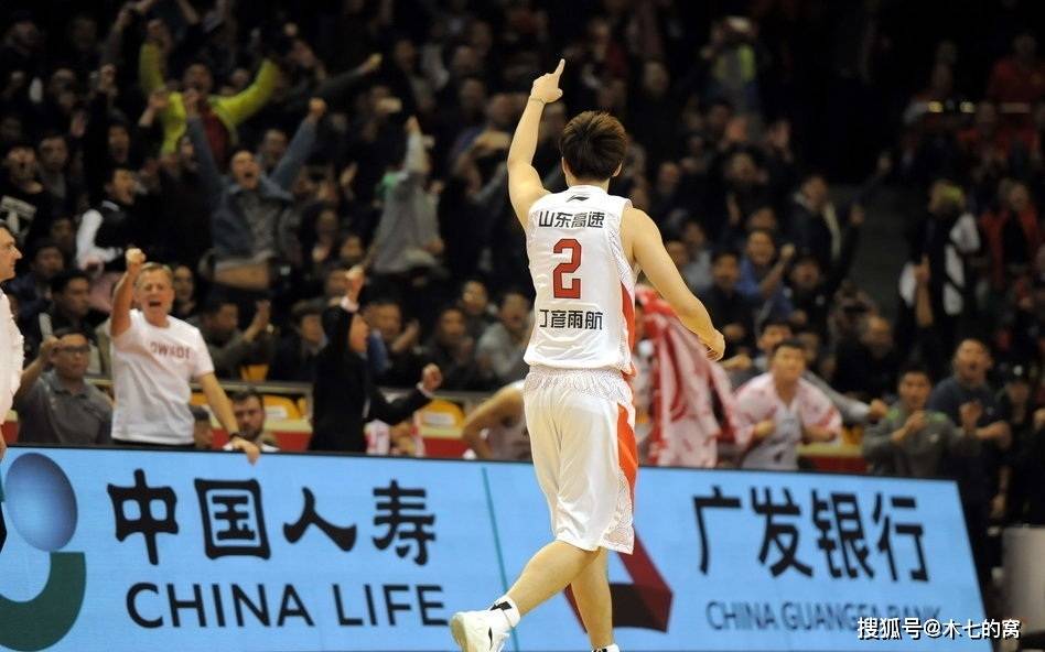 NG28-包含国际比赛日托特纳姆备战CBA常规赛；主帅复盘细节曝光；话题不断；控场能力受关注的词条