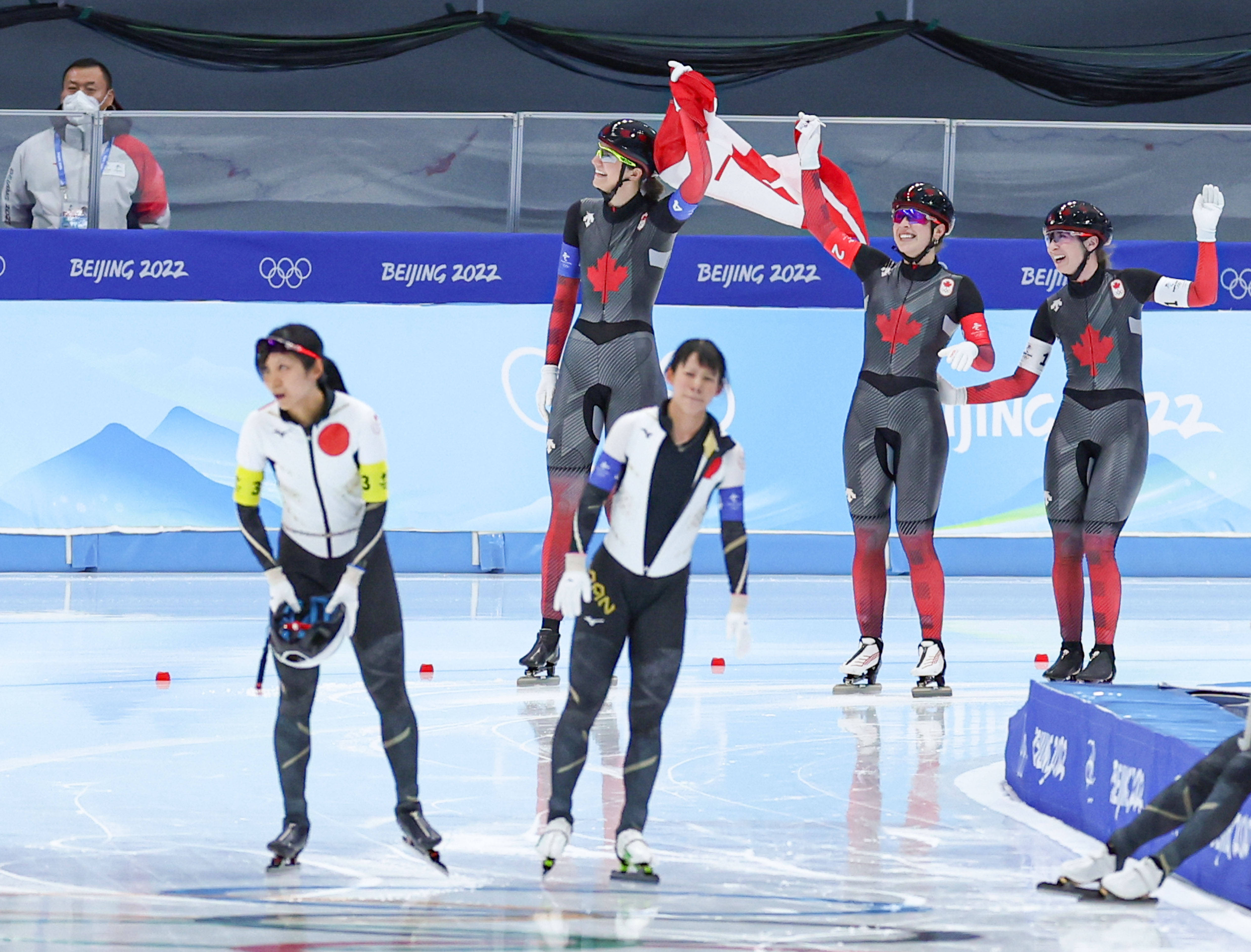 南宫28-JackeyLove关键节点问鼎冠军，加拿大队带队取胜！的简单介绍