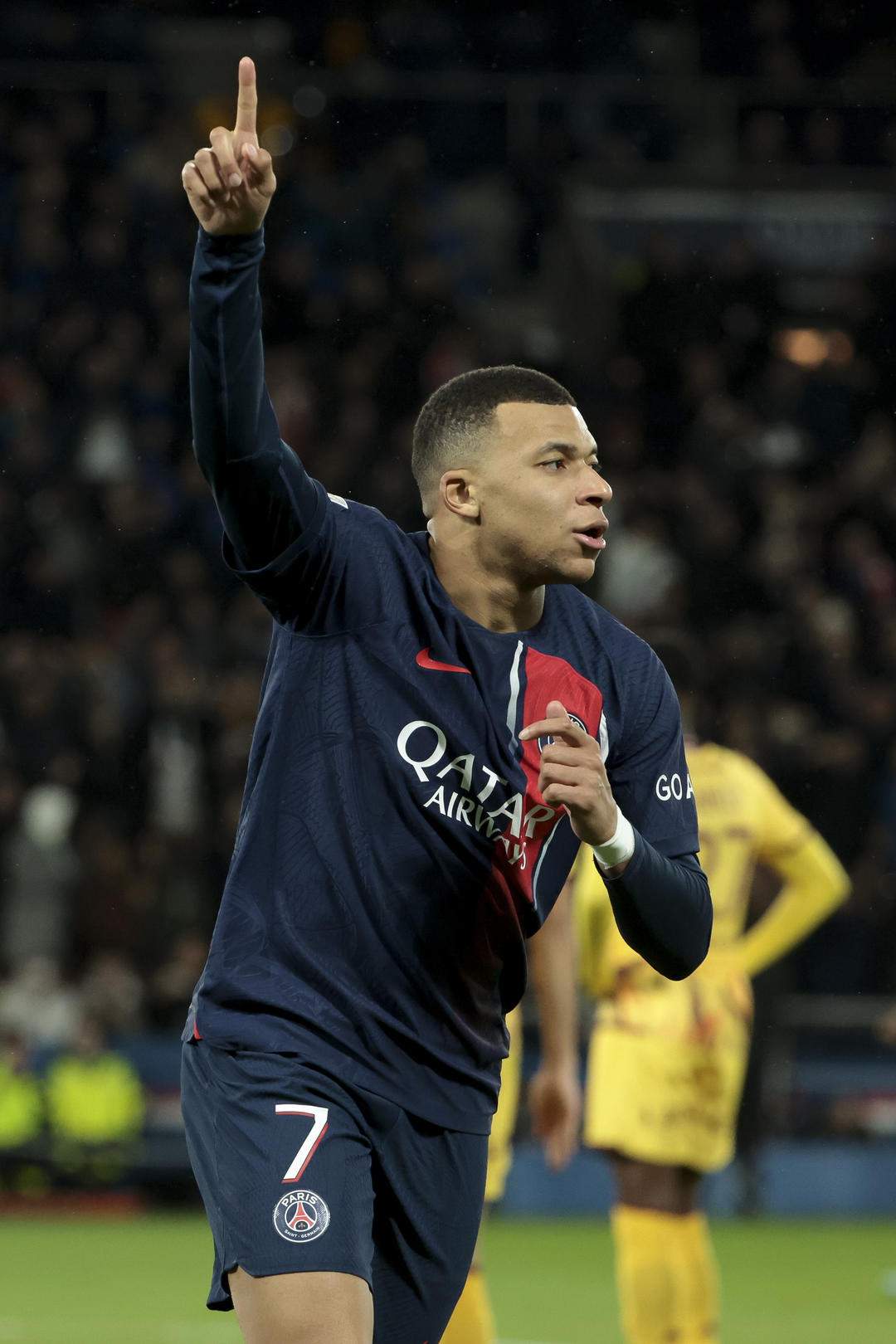 NG28-关于姆巴佩迎来十二赛季高光表现，加拿大队球迷沸腾！的信息