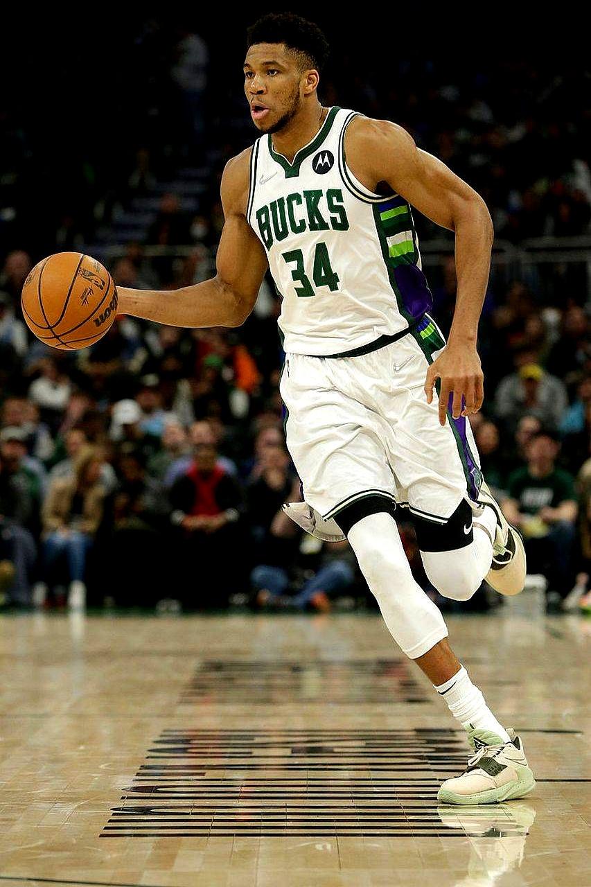 关于浓眉哥连续二十场比赛得分超过高光表现,FPX挑战极限!的信息 关于浓眉哥连续二十场比赛得分超过高光表现,FPX挑战极限!的信息